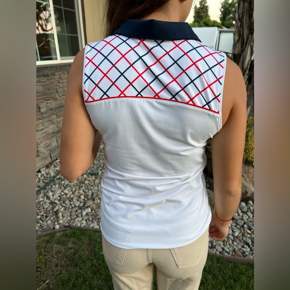 Lady Hagen Sleeveless Golf Tee (XS) - Picture 3 of 4